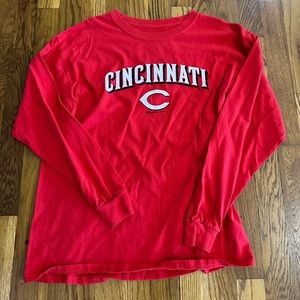 Cincinnati Reds long sleeve shirt